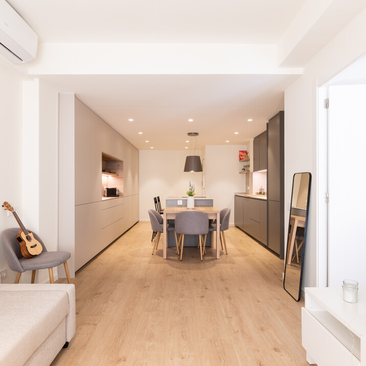 Reforma integral de loft, de despachos a vivienda